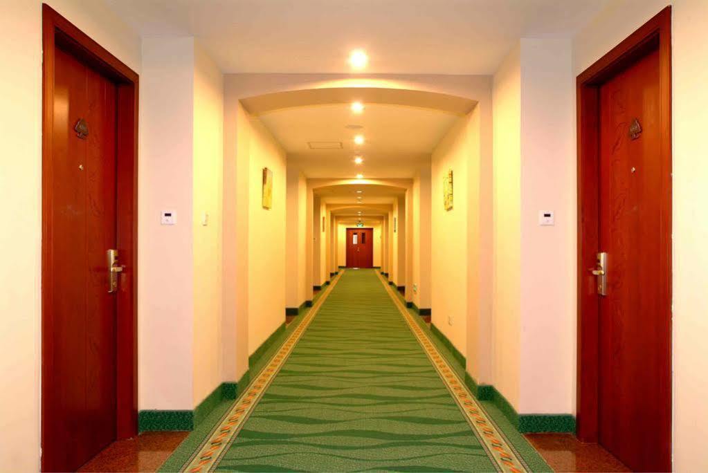 Greentree Alliance Beijing Film Academy Hotel Exterior photo